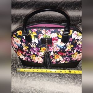 Feminine Floral Handbag
